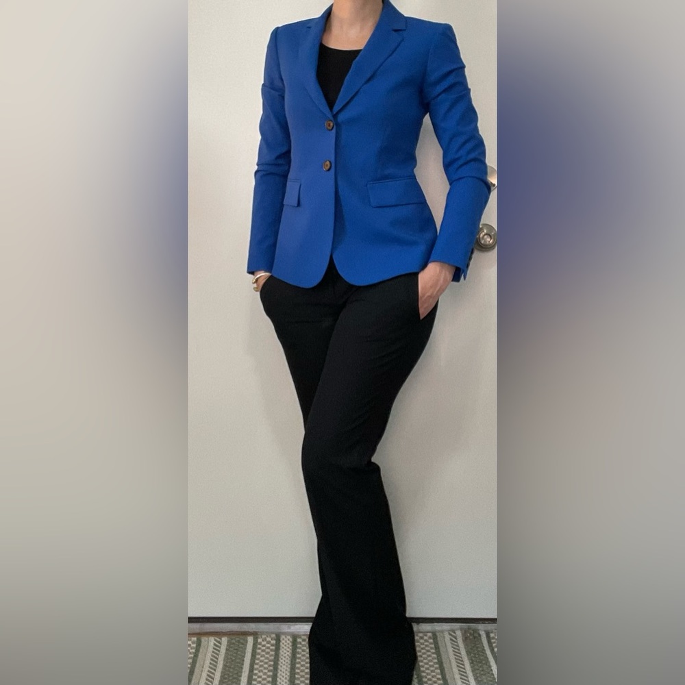 Make an offer! Theory Blazer - only worn a handful of times, like new!